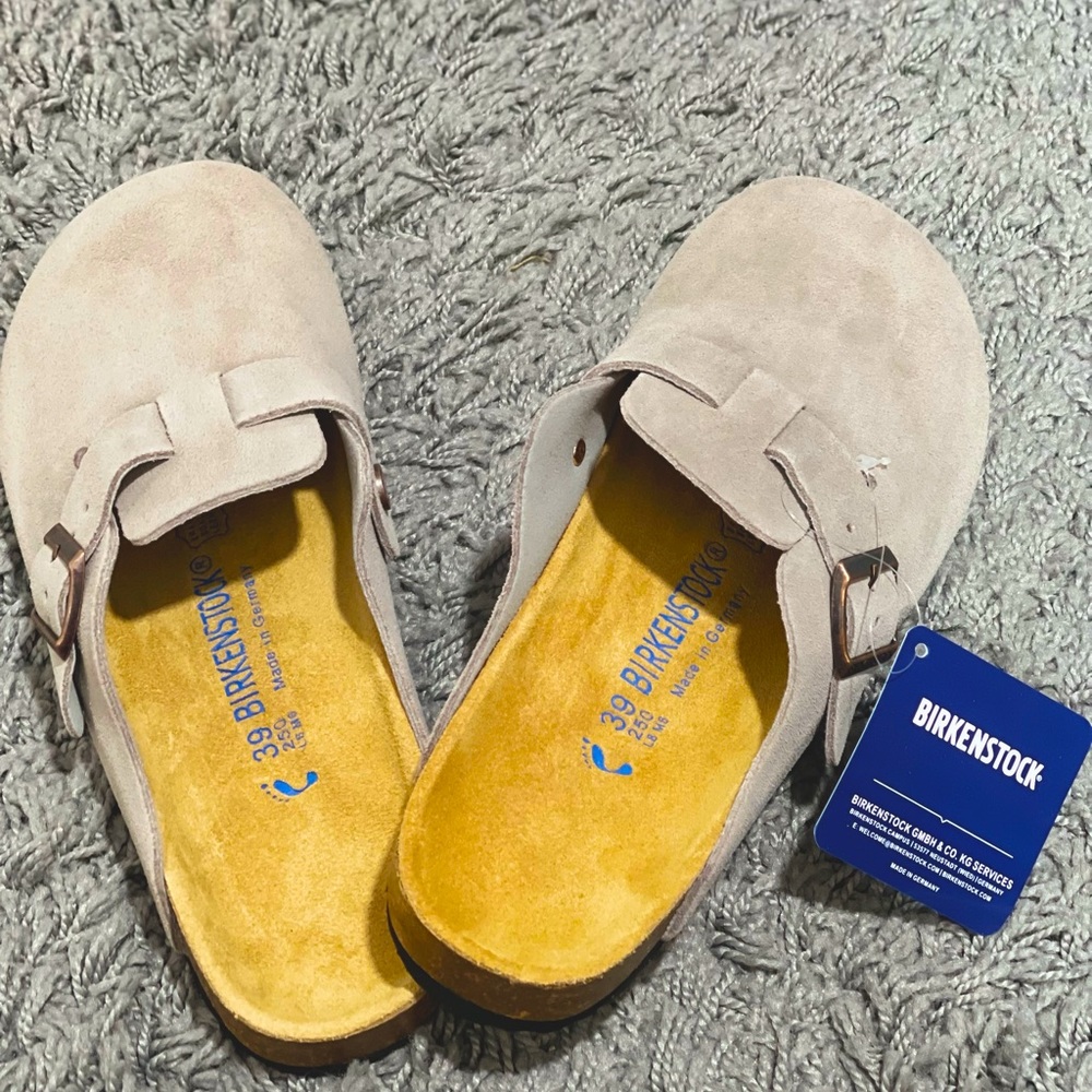 Brand new/ NWT/ Never Worn Birkenstock Boston Clogs, NARROW width/ size 8W/6M